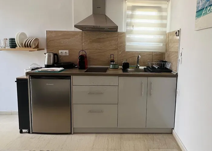Yanna\'S Apartments